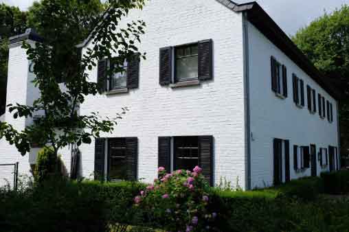 Donnez du caractère à votre habitation avec des volets sur mesure