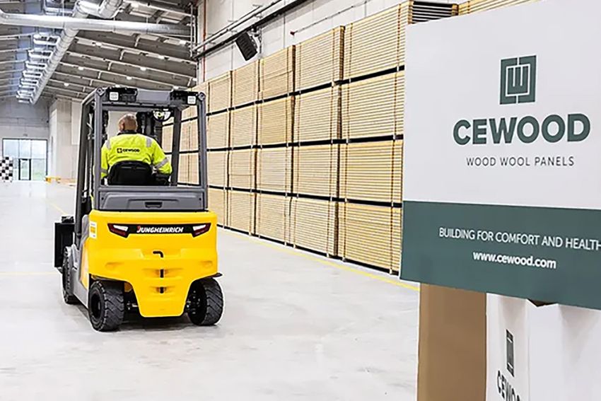CEWOOD investit 25 millions d'euros dans la croissance durable : une nouvelle norme pour les panneaux en laine de bois