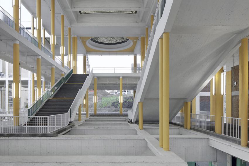 Transforming a Trade Fair Building into a Public Space for Culture